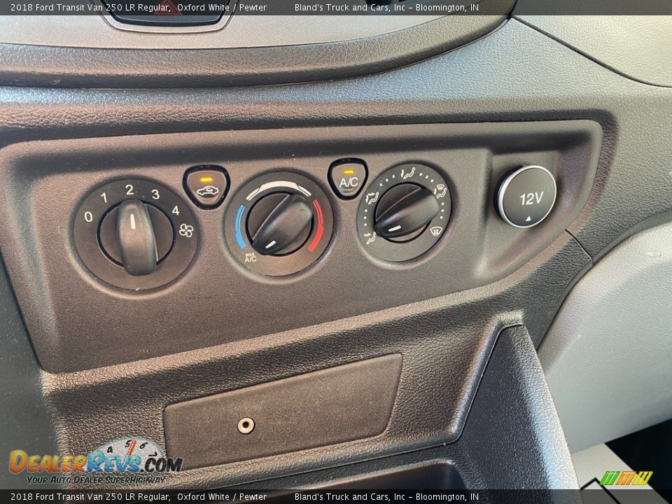 Controls of 2018 Ford Transit Van 250 LR Regular Photo #27