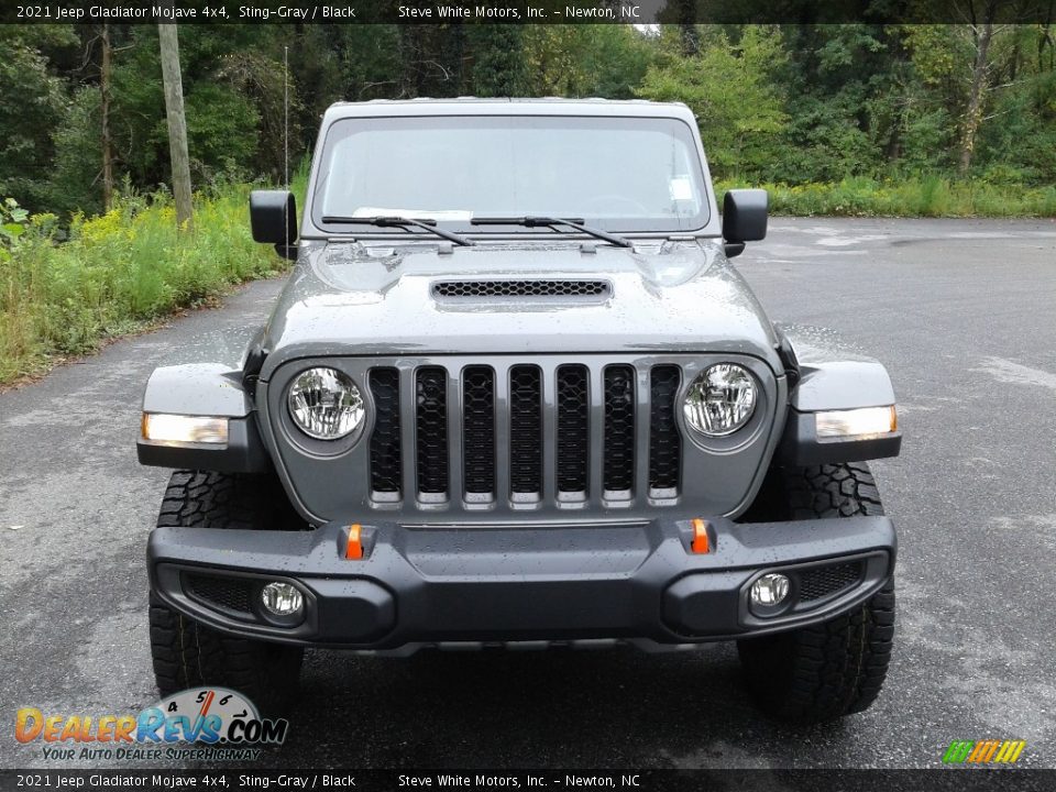 2021 Jeep Gladiator Mojave 4x4 Sting-Gray / Black Photo #3