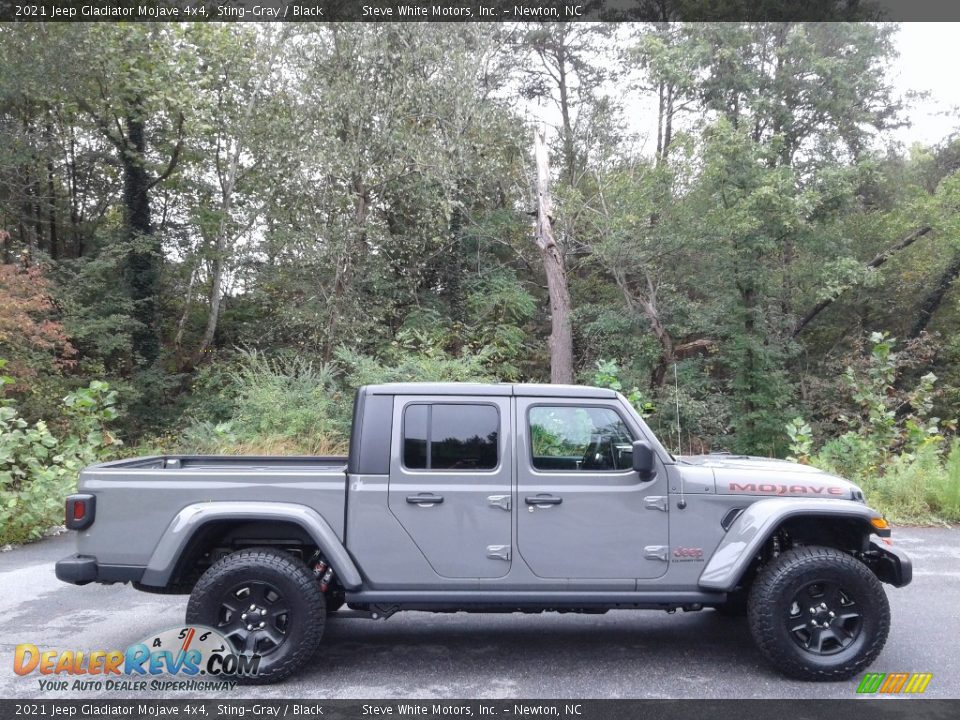 Sting-Gray 2021 Jeep Gladiator Mojave 4x4 Photo #5