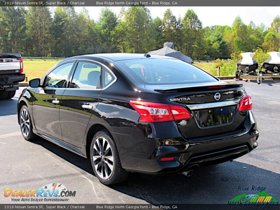 2019 Nissan Sentra SR Super Black / Charcoal Photo #3