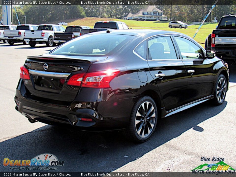 2019 Nissan Sentra SR Super Black / Charcoal Photo #5