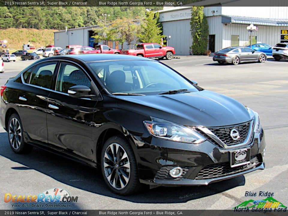 2019 Nissan Sentra SR Super Black / Charcoal Photo #7