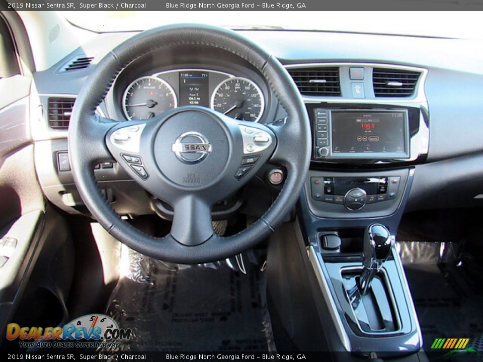 2019 Nissan Sentra SR Super Black / Charcoal Photo #15