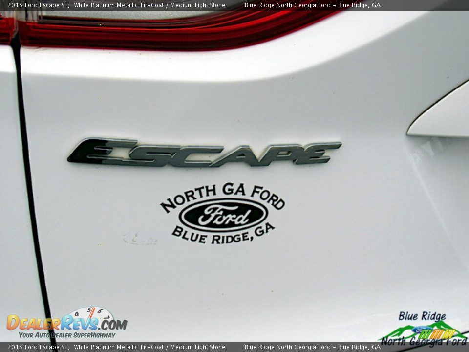 2015 Ford Escape SE White Platinum Metallic Tri-Coat / Medium Light Stone Photo #28