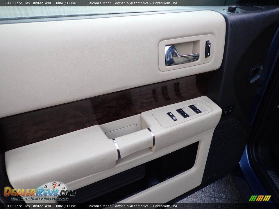 Door Panel of 2018 Ford Flex Limited AWD Photo #22