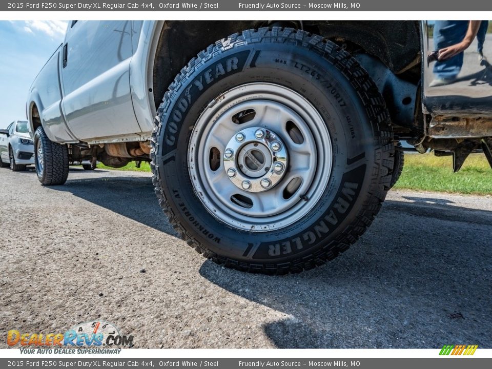 2015 Ford F250 Super Duty XL Regular Cab 4x4 Oxford White / Steel Photo #2