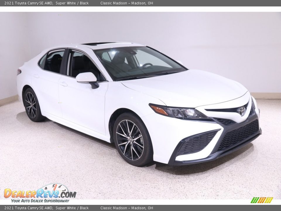 2021 Toyota Camry SE AWD Super White / Black Photo #1