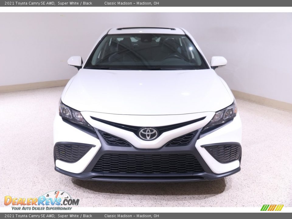2021 Toyota Camry SE AWD Super White / Black Photo #2