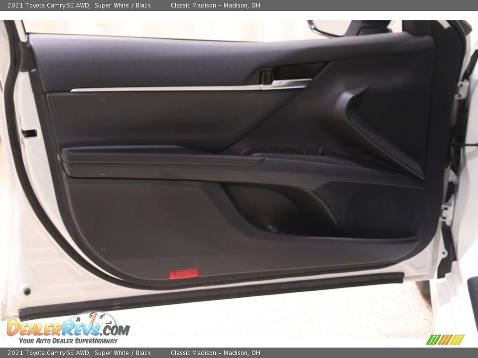 2021 Toyota Camry SE AWD Super White / Black Photo #4