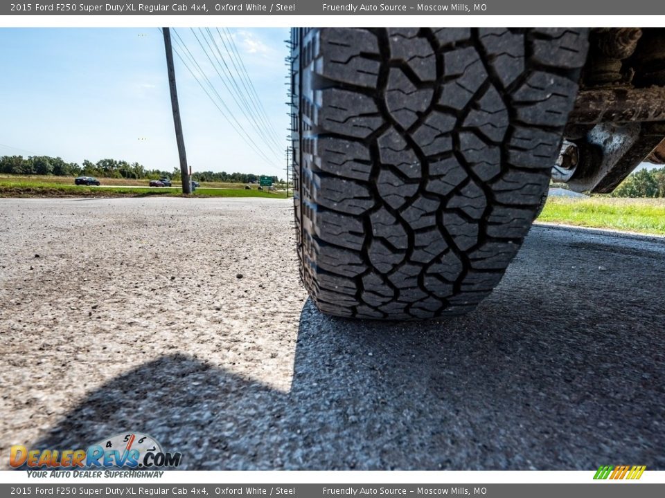 2015 Ford F250 Super Duty XL Regular Cab 4x4 Oxford White / Steel Photo #11