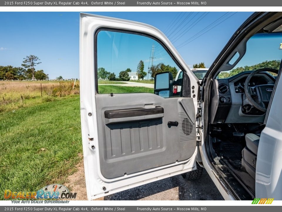 2015 Ford F250 Super Duty XL Regular Cab 4x4 Oxford White / Steel Photo #21