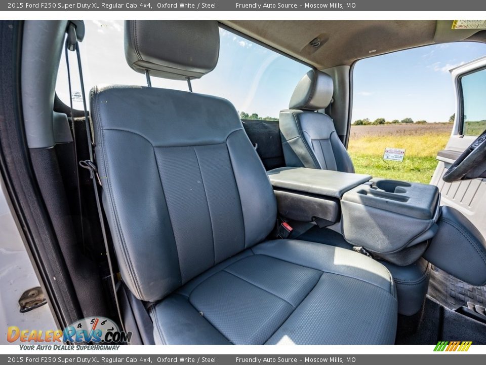 2015 Ford F250 Super Duty XL Regular Cab 4x4 Oxford White / Steel Photo #26