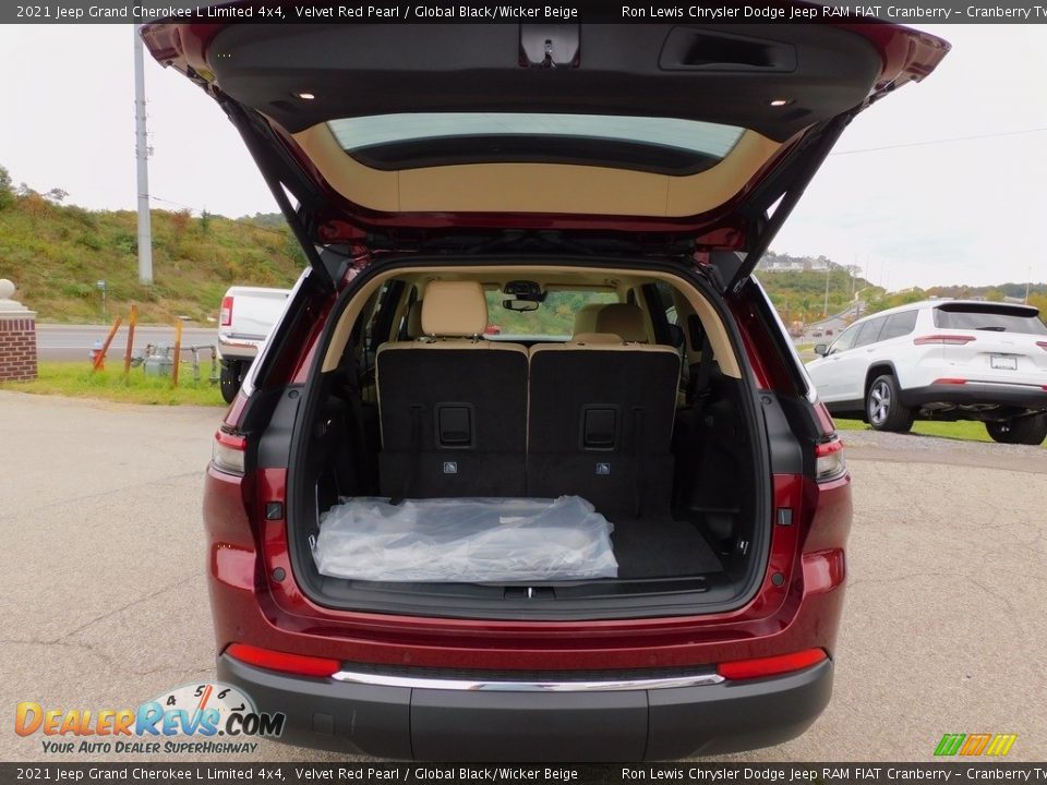 2021 Jeep Grand Cherokee L Limited 4x4 Velvet Red Pearl / Global Black/Wicker Beige Photo #7