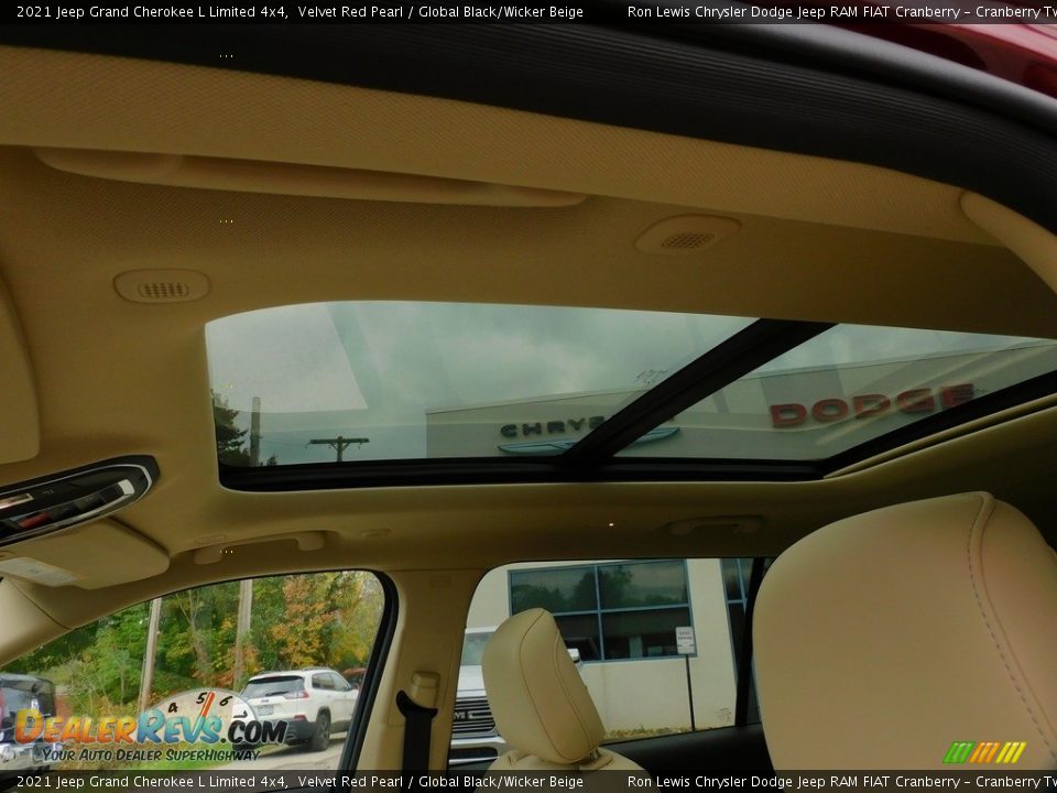 2021 Jeep Grand Cherokee L Limited 4x4 Velvet Red Pearl / Global Black/Wicker Beige Photo #16