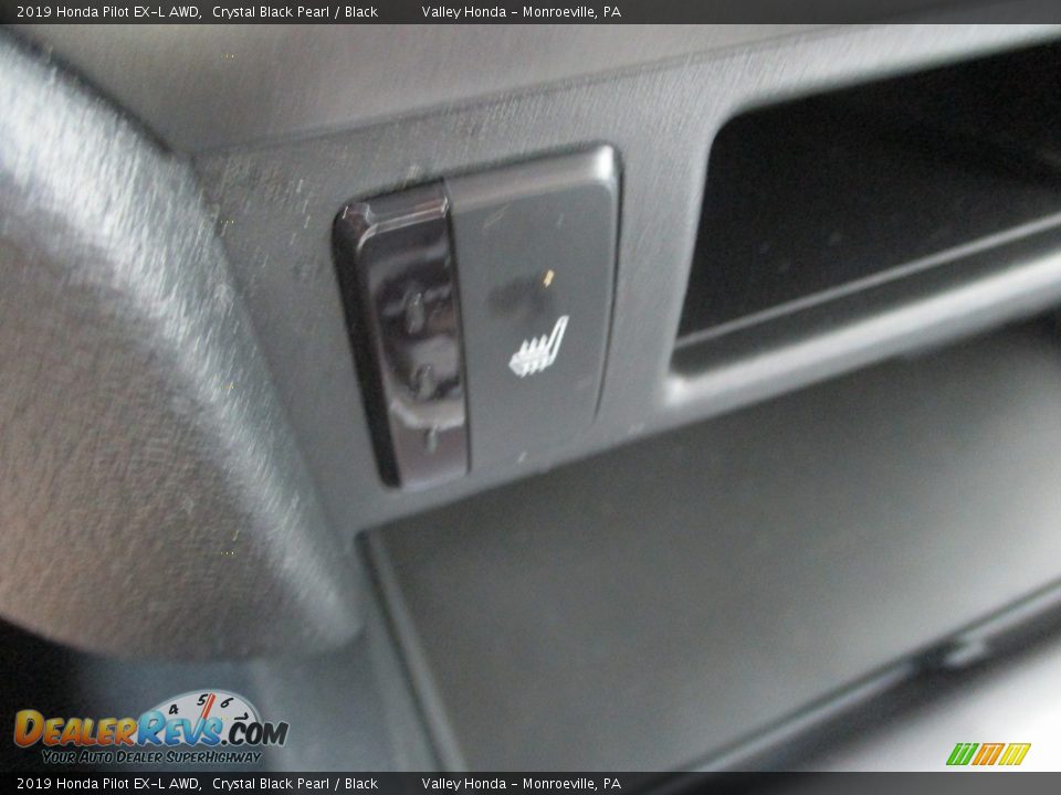 2019 Honda Pilot EX-L AWD Crystal Black Pearl / Black Photo #17