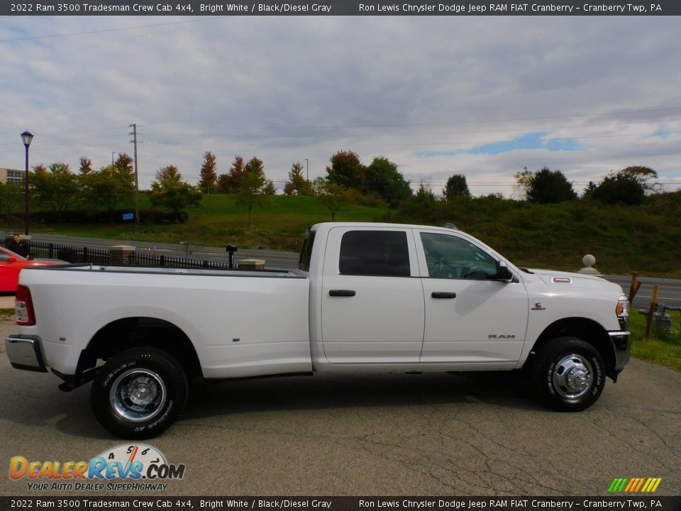 2022 Ram 3500 Tradesman Crew Cab 4x4 Bright White / Black/Diesel Gray Photo #4