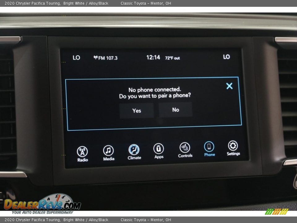 2020 Chrysler Pacifica Touring Bright White / Alloy/Black Photo #13