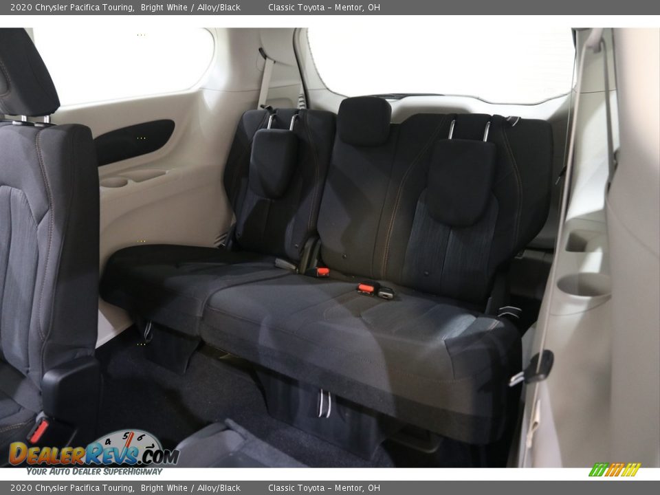 2020 Chrysler Pacifica Touring Bright White / Alloy/Black Photo #20