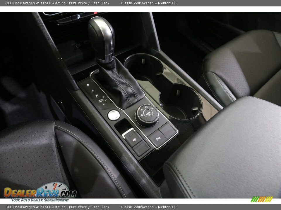 2018 Volkswagen Atlas SEL 4Motion Pure White / Titan Black Photo #12