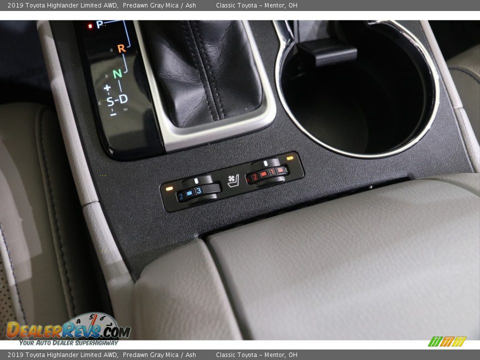 2019 Toyota Highlander Limited AWD Predawn Gray Mica / Ash Photo #14