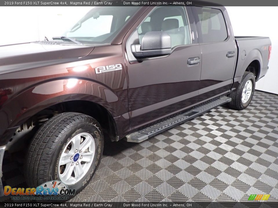 2019 Ford F150 XLT SuperCrew 4x4 Magma Red / Earth Gray Photo #10