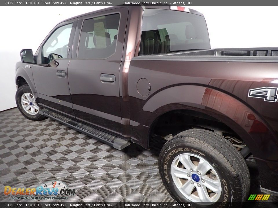 2019 Ford F150 XLT SuperCrew 4x4 Magma Red / Earth Gray Photo #17