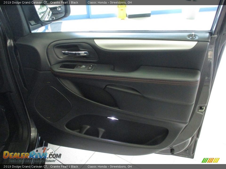 2019 Dodge Grand Caravan GT Granite Pearl / Black Photo #14