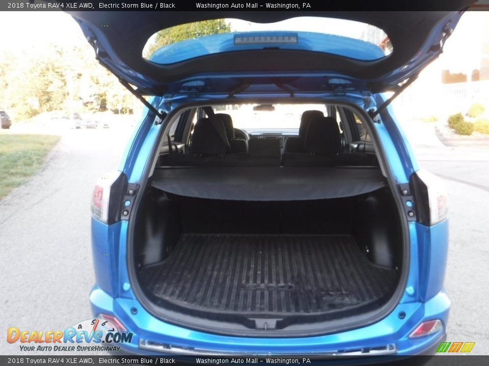 2018 Toyota RAV4 XLE AWD Electric Storm Blue / Black Photo #28