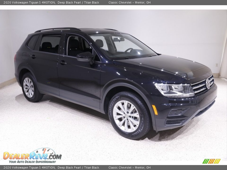 2020 Volkswagen Tiguan S 4MOTION Deep Black Pearl / Titan Black Photo #1