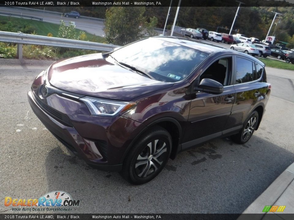 2018 Toyota RAV4 LE AWD Black / Black Photo #11