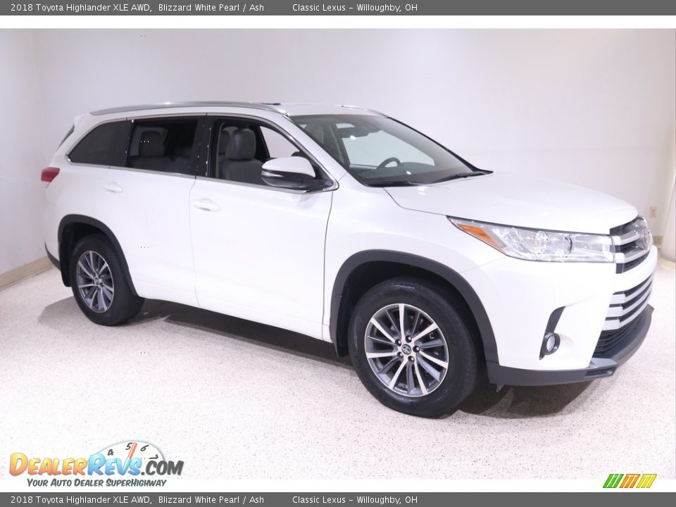 2018 Toyota Highlander XLE AWD Blizzard White Pearl / Ash Photo #1