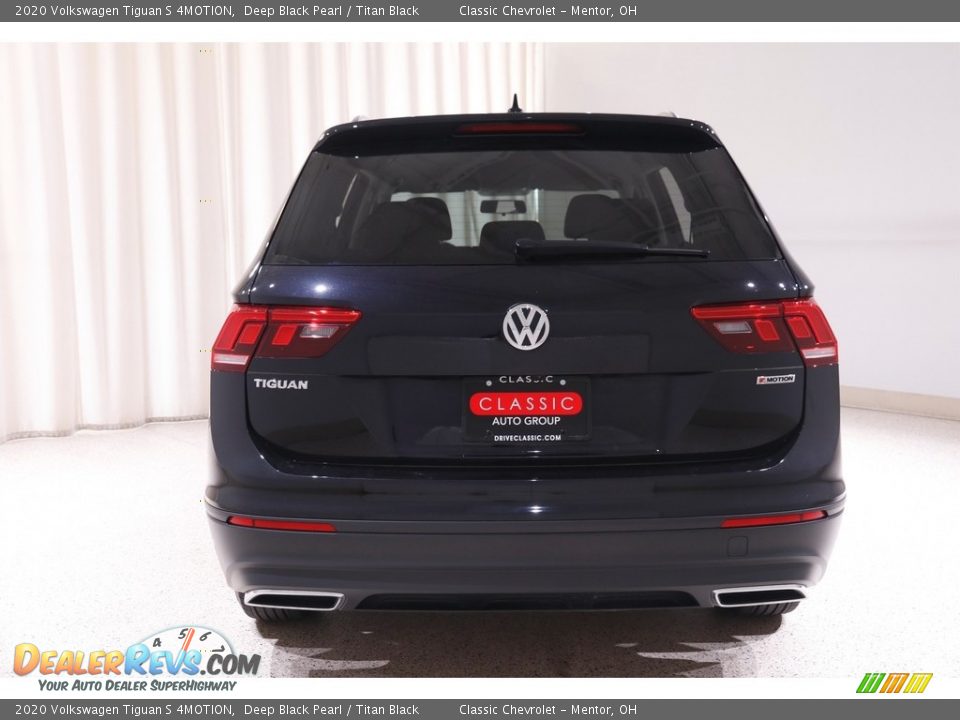 2020 Volkswagen Tiguan S 4MOTION Deep Black Pearl / Titan Black Photo #16