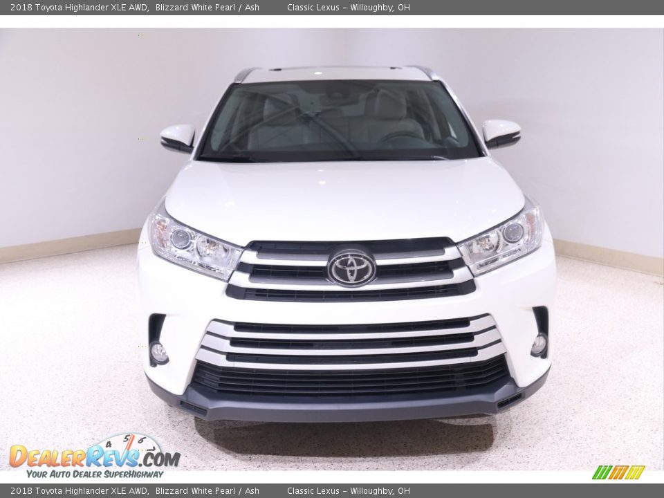 2018 Toyota Highlander XLE AWD Blizzard White Pearl / Ash Photo #2