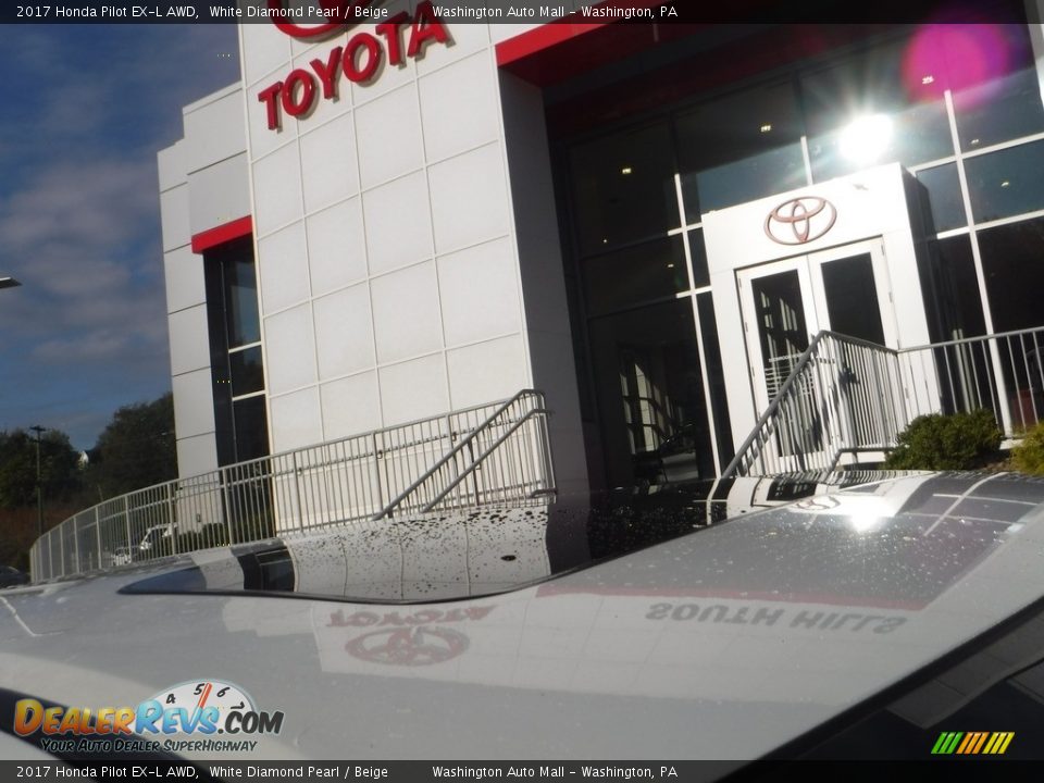 2017 Honda Pilot EX-L AWD White Diamond Pearl / Beige Photo #2