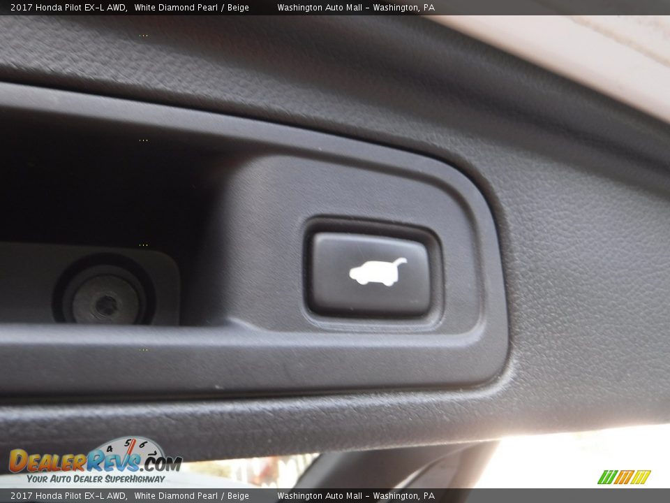2017 Honda Pilot EX-L AWD White Diamond Pearl / Beige Photo #26