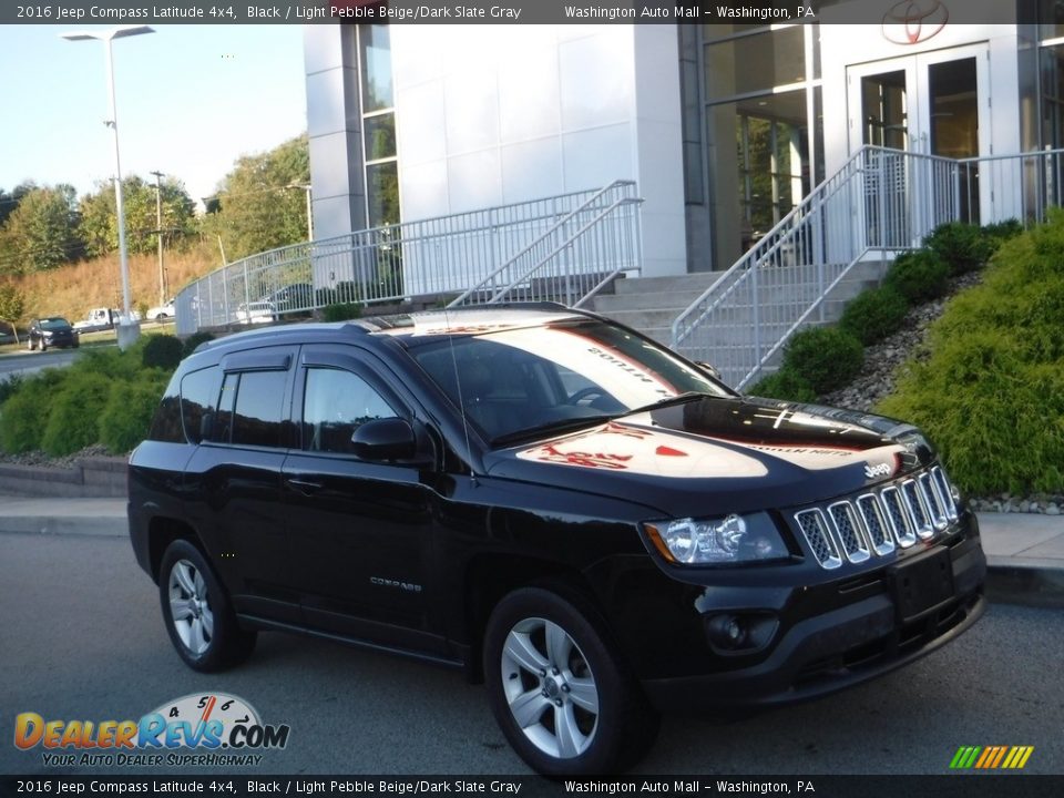 2016 Jeep Compass Latitude 4x4 Black / Light Pebble Beige/Dark Slate Gray Photo #1