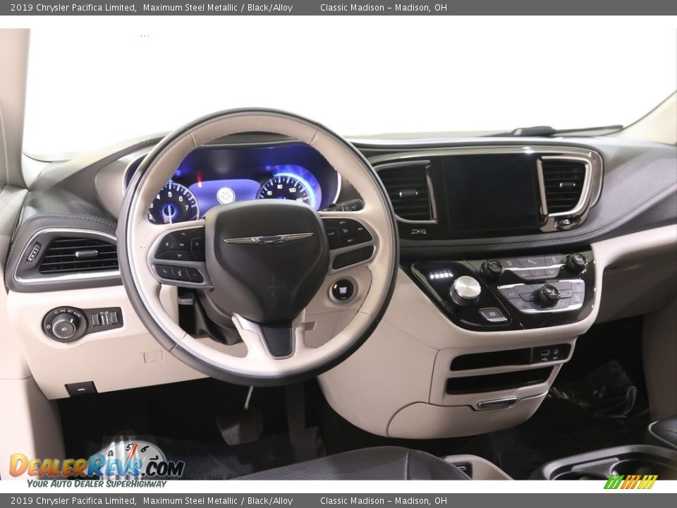 2019 Chrysler Pacifica Limited Maximum Steel Metallic / Black/Alloy Photo #6