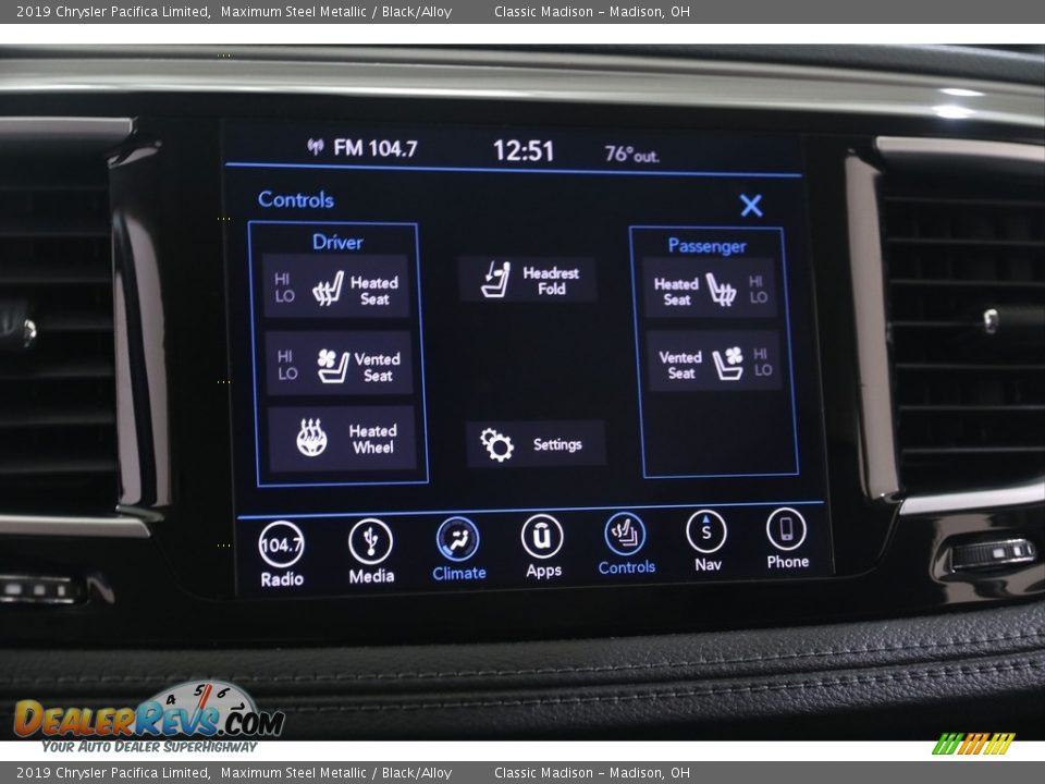 2019 Chrysler Pacifica Limited Maximum Steel Metallic / Black/Alloy Photo #11