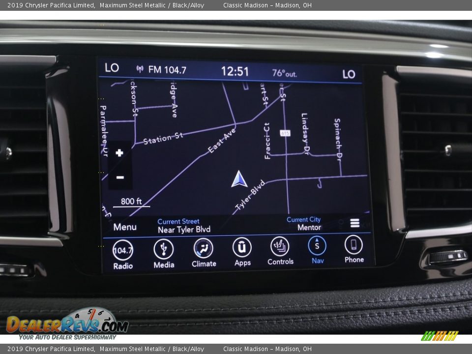 2019 Chrysler Pacifica Limited Maximum Steel Metallic / Black/Alloy Photo #12