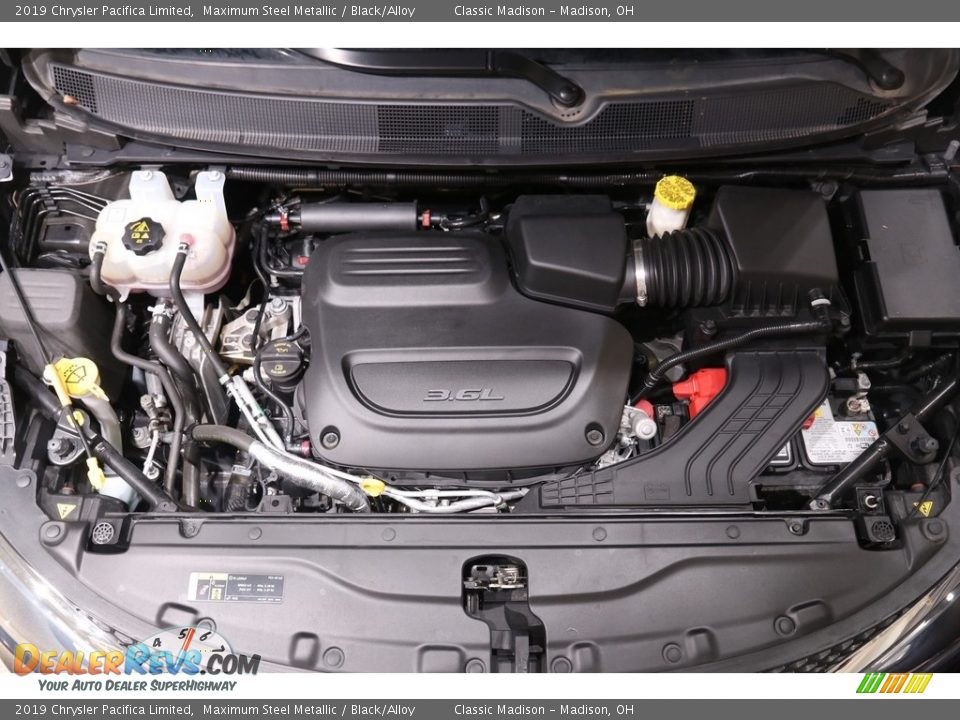 2019 Chrysler Pacifica Limited Maximum Steel Metallic / Black/Alloy Photo #22