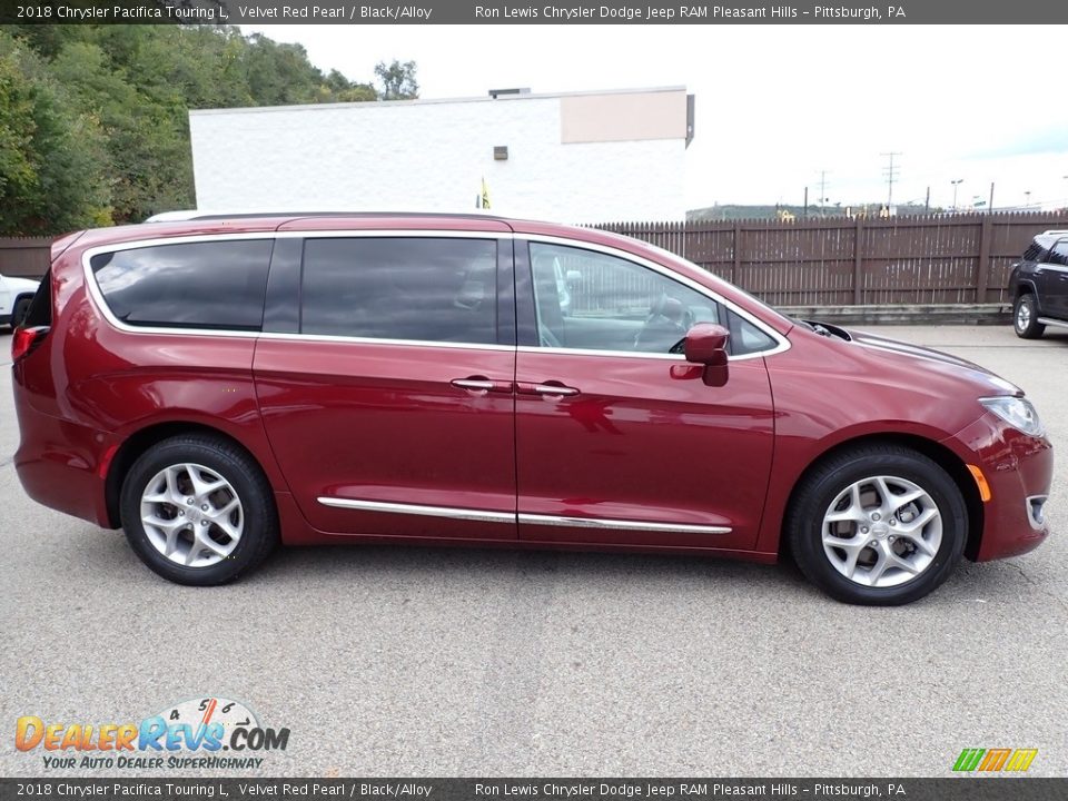 2018 Chrysler Pacifica Touring L Velvet Red Pearl / Black/Alloy Photo #7