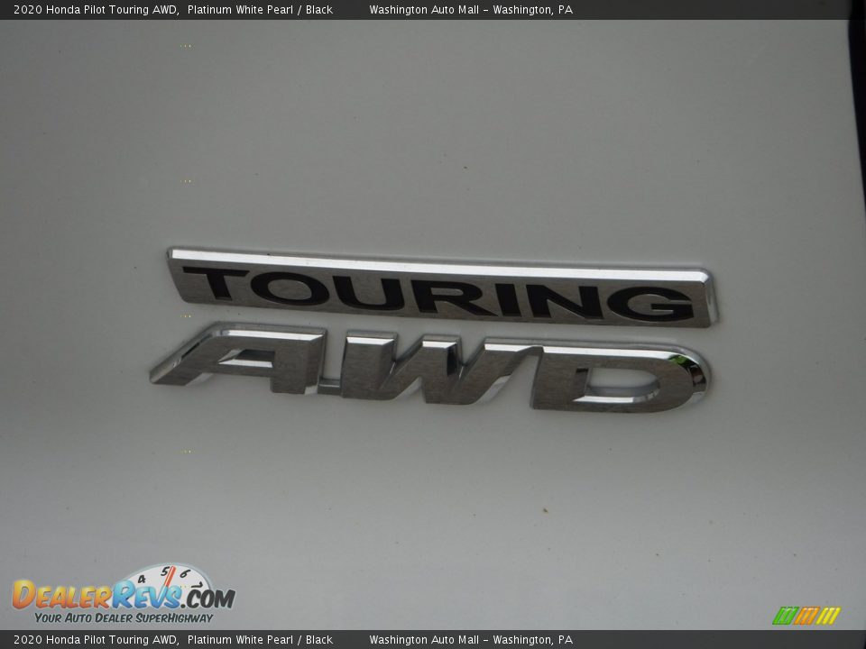 2020 Honda Pilot Touring AWD Platinum White Pearl / Black Photo #10