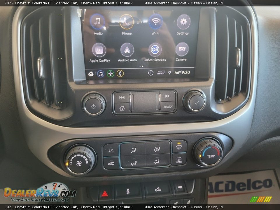 Controls of 2022 Chevrolet Colorado LT Extended Cab Photo #24