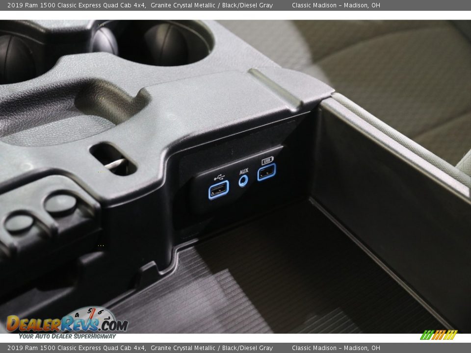 2019 Ram 1500 Classic Express Quad Cab 4x4 Granite Crystal Metallic / Black/Diesel Gray Photo #13