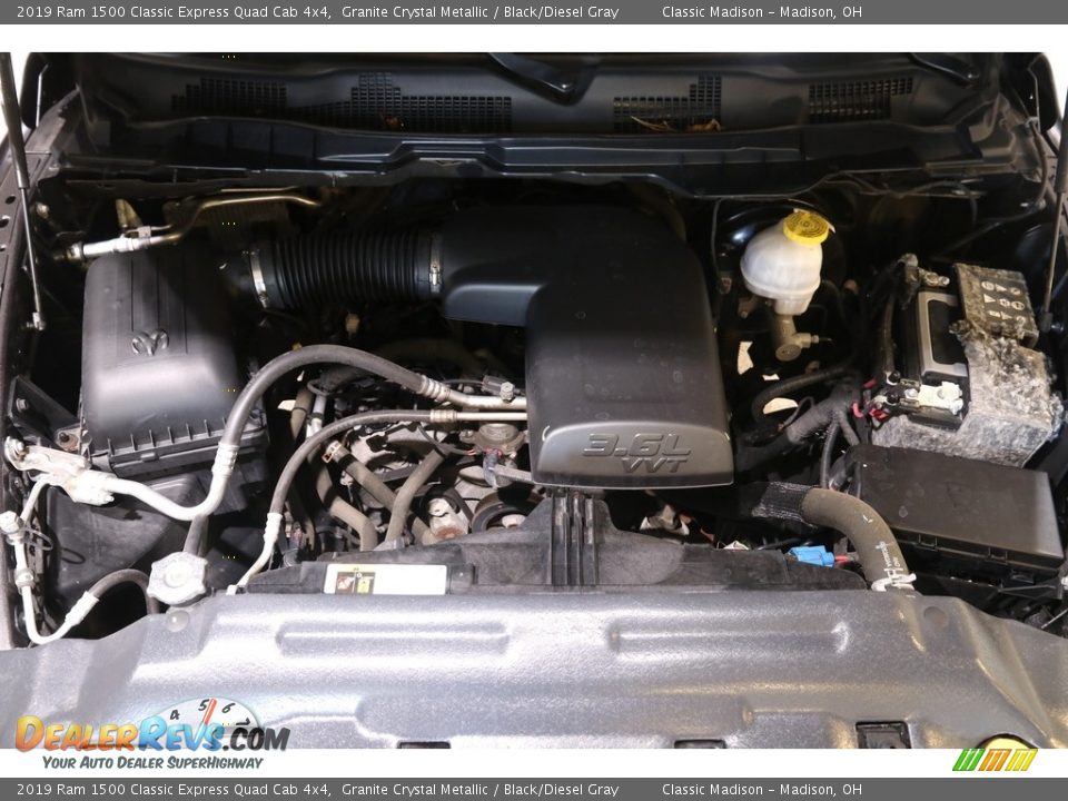 2019 Ram 1500 Classic Express Quad Cab 4x4 Granite Crystal Metallic / Black/Diesel Gray Photo #18