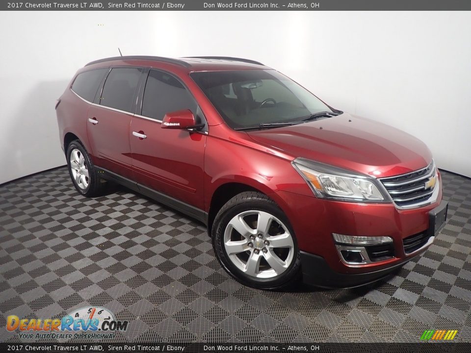 2017 Chevrolet Traverse LT AWD Siren Red Tintcoat / Ebony Photo #4