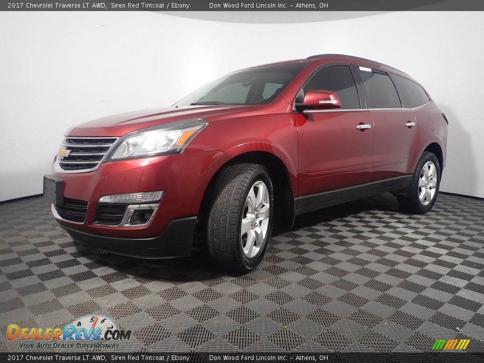 2017 Chevrolet Traverse LT AWD Siren Red Tintcoat / Ebony Photo #10