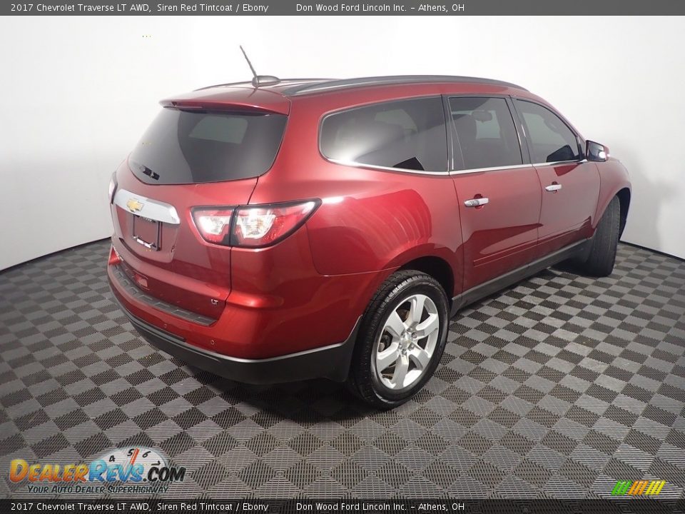 2017 Chevrolet Traverse LT AWD Siren Red Tintcoat / Ebony Photo #18