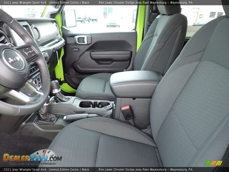 Front Seat of 2021 Jeep Wrangler Sport 4x4 Photo #11
