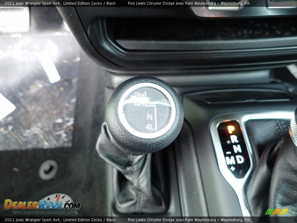 2021 Jeep Wrangler Sport 4x4 Shifter Photo #17